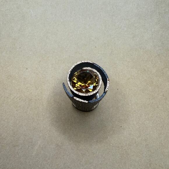 Turkish Zultanite Gem Hammered Black Rhodium 925 Sterling Silver and Gold Ring - Picture 3 of 16